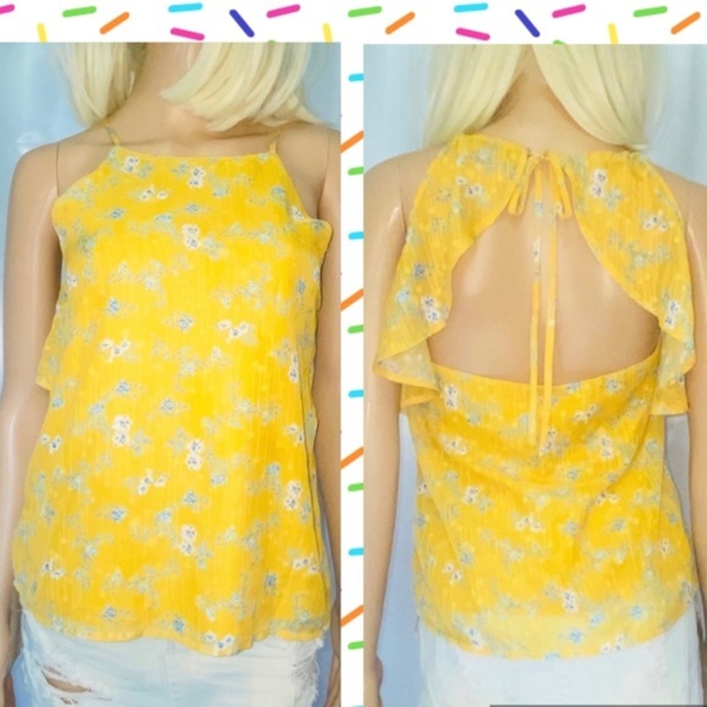 Floral ruffles top